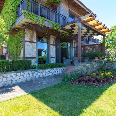 Villa Luxury 3-bedroom In Sozopolis With Sea View Sozopol