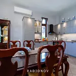 Luxury 3-bedroom In Sozopolis With Sea View فيلة *