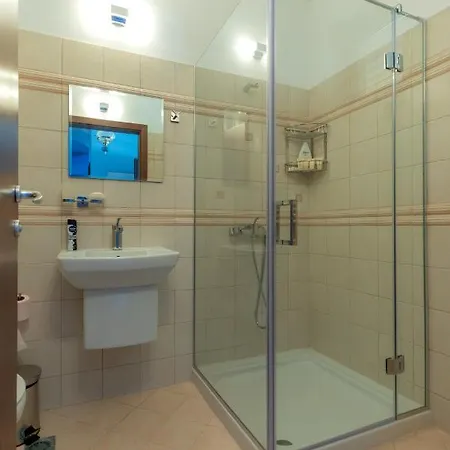 Luxury 3-bedroom In Sozopolis With Sea View Villa *