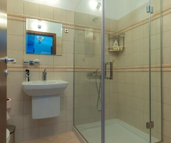 Luxury 3-bedroom In Sozopolis With Sea View Villa *