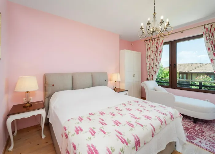 Villa Luxury 3-bedroom In Sozopolis With Sea View *